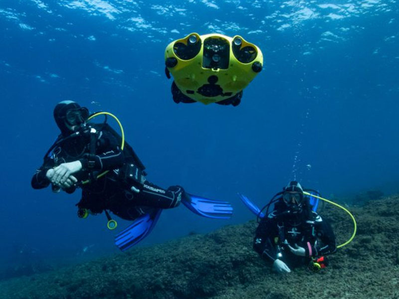 Robot sa ilalim ng tubig / Pipeline robot